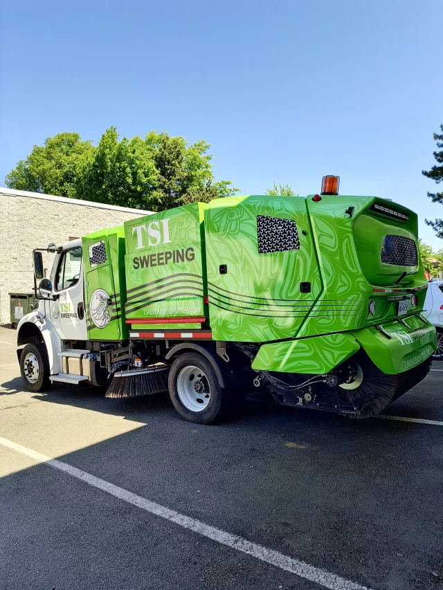 It’s always a pleasure to work with Steven and his amazing team with @tsawwassen__shuttles! This beast of a street sweeper is the newest addition to their constantly growing fleet. Let us know what you think! 🙌

******************************************************

#wrap #wraps #wrapping #wrapped #vinyl #vinylgraphics #vinylwrap #vinylwrapping #brand #branding #adsonwheels #ads #advertising #advertisement #3m #logo #quality #fleet #wrapinstaller #vehiclewrap #vehiclewraps #vehicleadvertising